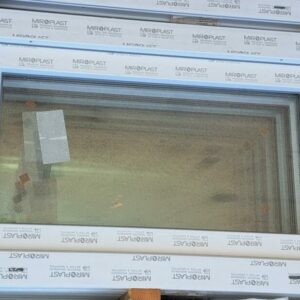 5-komorové plastové okno